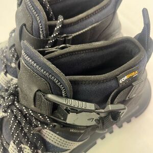 Heavy duty hiking boots